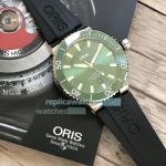 Grade AAA Replica Oris Aquis SW200 Green Bezel Rose Gold Watch 43.5mm